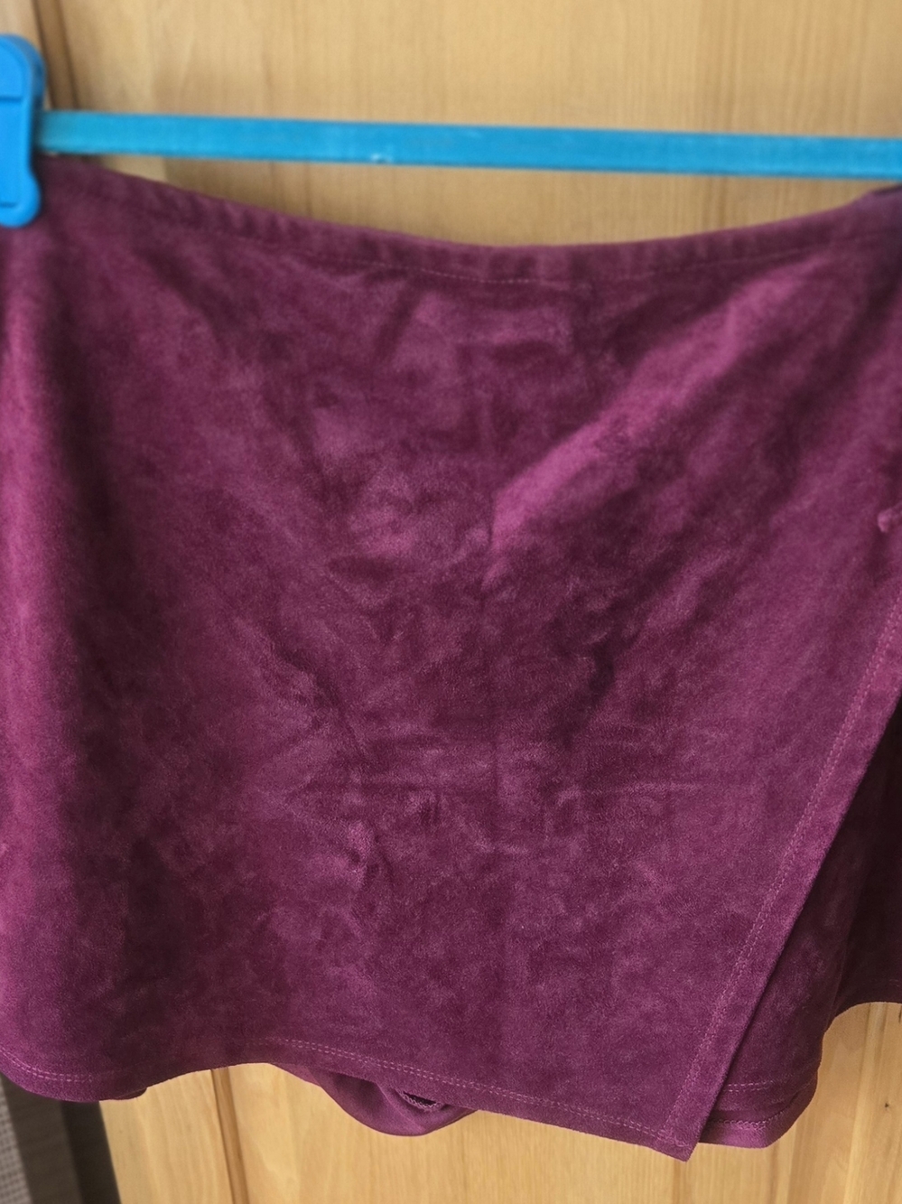 Francesca's Collections Berry Suede Skort